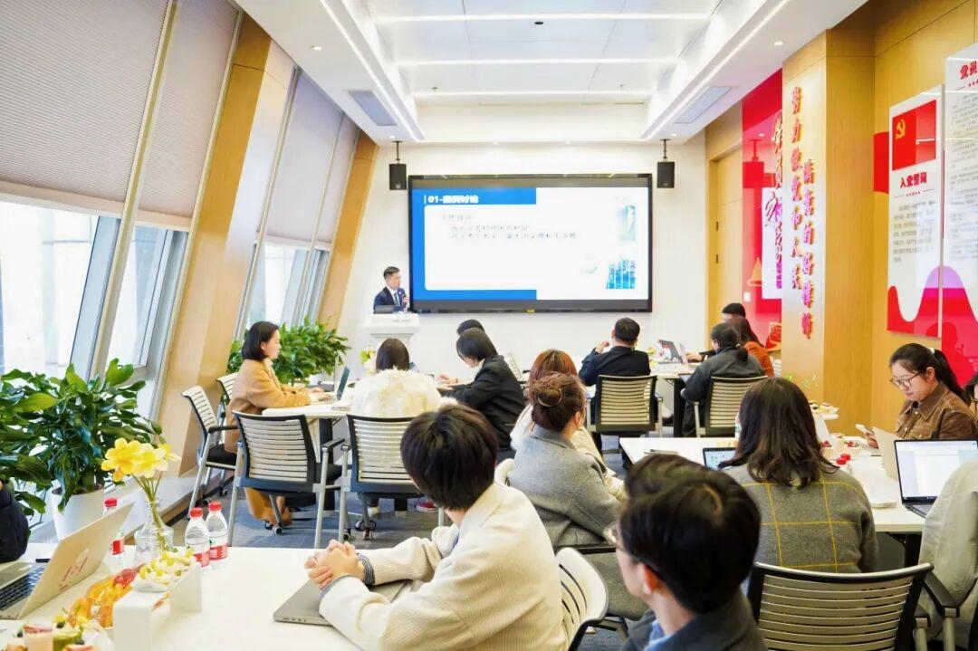 智仁新闻 | “春日书香——公正与法律的思辨之旅读书会”顺利举办