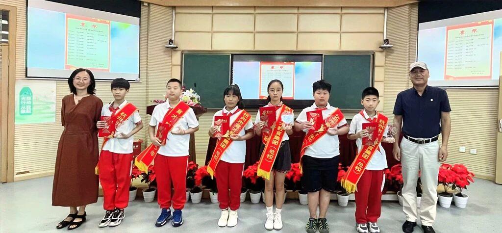 智仁新闻丨育智十四载，不成章不达——“育才·智仁美德少年”奖学金颁奖仪式顺利举行