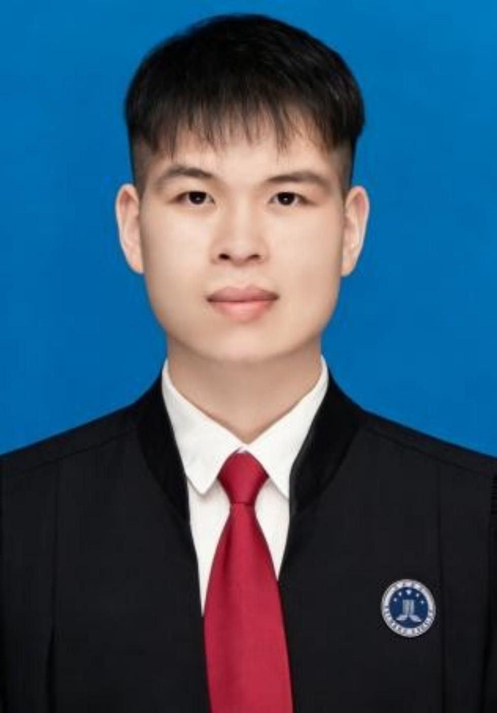 汤云周