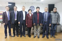 西湖区人大常委会副主任吴吉春莅临智仁所调研